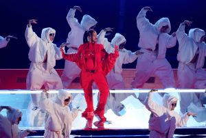 Ξανά έγκυος η Ριάνα: Η μεγαλύτερη on stage αποκάλυψη της ανήκει