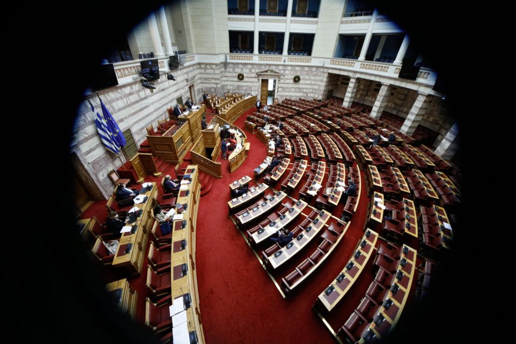 «Παράθυρο» για βελτιώσεις στο ν/σ για εξαγορά καταπατημένων δημόσιων ακινήτων