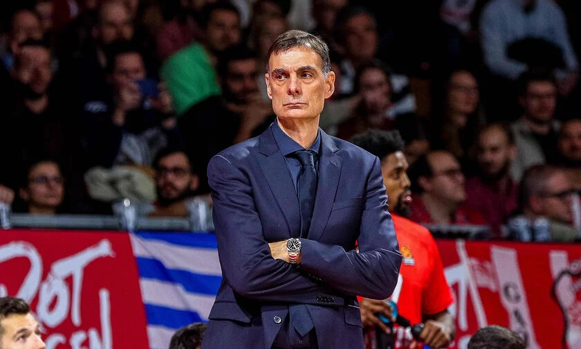 Μπαρτζώκας: «Δεν χορταίνω να είμαι στον Ολυμπιακό – Μακάρι να είμαι ο Έλληνας Φέργκιουσον»