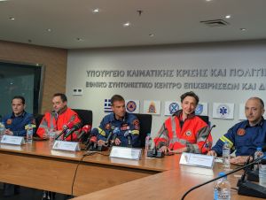 ΕΜΑΚ: «Μας ζήτησε με χαμόγελο να της κόψουμε το πόδι για να απεγκλωβιστεί»