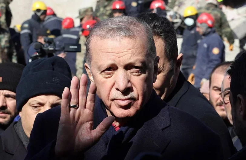Ζήτησε συγγνώμη ο Ερντογάν για την καθυστερημένη βοήθεια στα θύματα του σεισμού