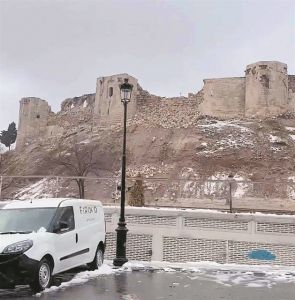 «Τα θύματα ίσως να ξεπεράσουν τις 15.000»