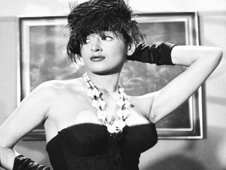 Δημήτρης Σούρας: Η Μάρθα Καραγιάννη πέθανε από εγκεφαλικό στα καλά του καθουμένου