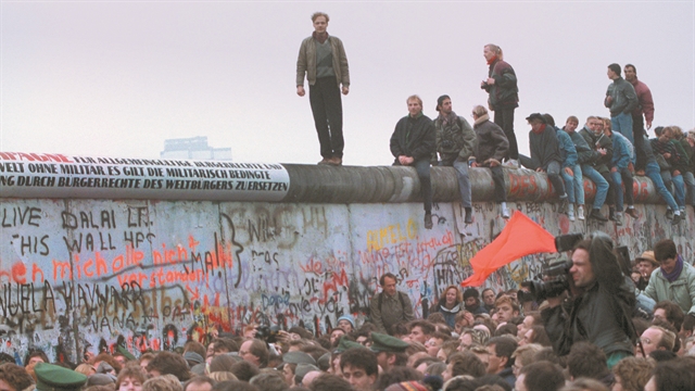 Ευτυχώς δεν είμαστε ένα, αλλά πολλά