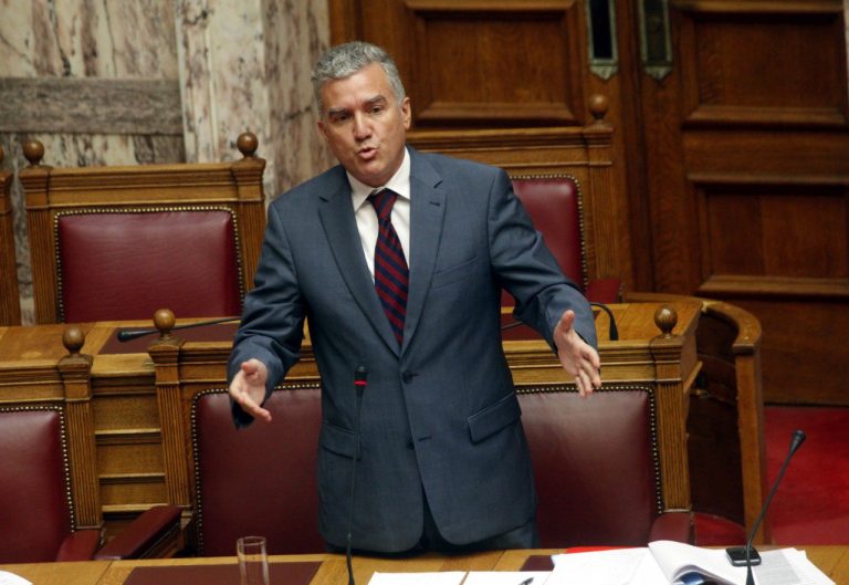 Μανούσος Βολουδάκης: Πέθανε ο βουλευτής της Νέας Δημοκρατίας | tanea.gr
