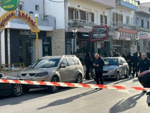 Πυροβολισμοί στο Γαζί Ηρακλείου – Αναφορές για τρεις τραυματίες, ανάμεσά τους ένα παιδί