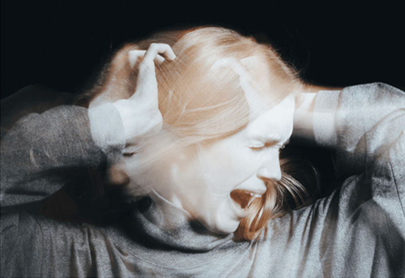 Η ζωή με μια σχιζοφρενή μητέρα – Συγκλονιστική εξομολόγηση