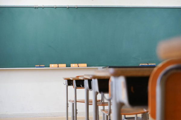 Απίστευτο περιστατικό σε σχολείο – Έριξαν ποντικοφάρμακο στο νερό συμμαθητή τους