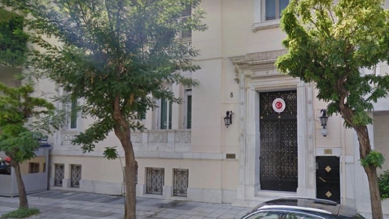 Το «ευχαριστούμε» στα ελληνικά της τουρκικής Πρεσβείας για τη βοήθεια μετά τον σεισμό