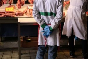 Τσικνοπέμπτη: Πιο ακριβό από ποτέ το φετινό τραπέζι