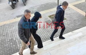 Θεσσαλονίκη: Βίντεο ντοκουμέντο με τη βρεφονηπιοκόμο που ξυλοκοπούσε παιδάκια