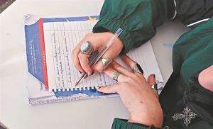 Οι μαθητές πάνε Βουλή και… βλέπουν την πρόταση μομφής