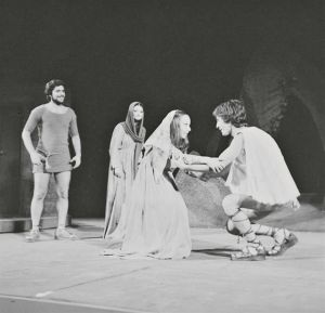 Ο πρώτος μου ρόλος στο θέατρο