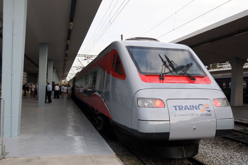 Γερμανοί και Ελβετοί πέταξαν τα τρένα που αγόρασε η Ελλάδα
