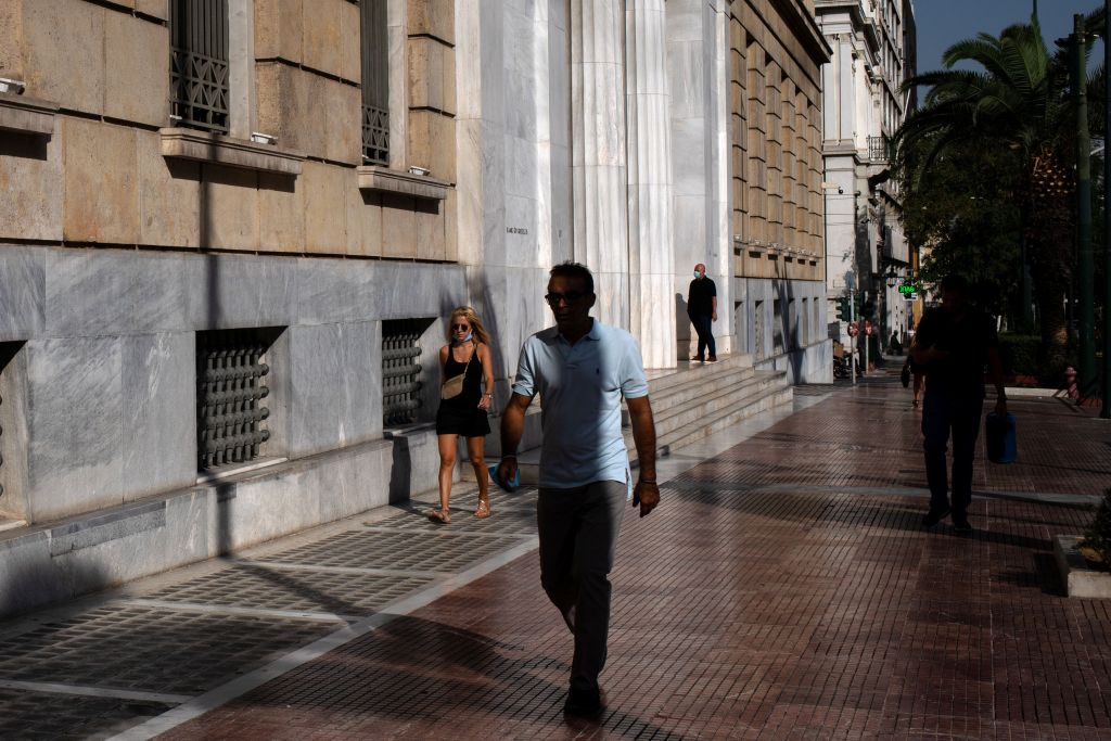 Στροφή στη μερική απασχόληση για χιλιάδες νέους υψηλών προσόντων