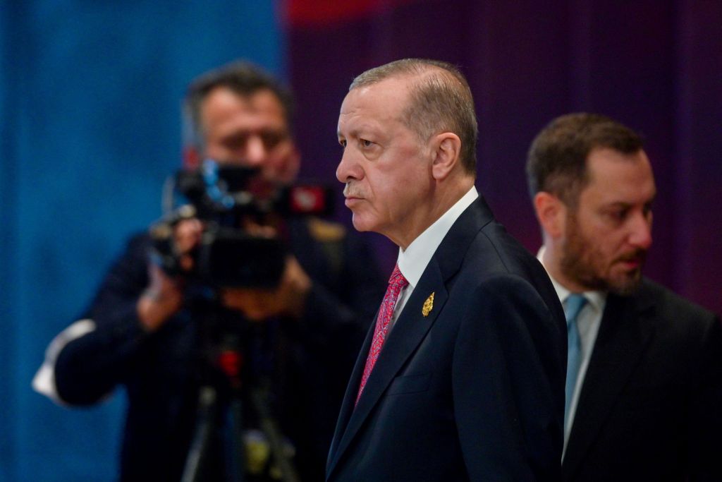 Η υποψηφιότητα Ερντογάν «διχάζει» την Τουρκία – Επίσημες ενστάσεις από την αντιπολίτευση | tanea.gr