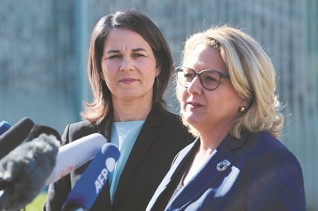 Η Γερμανία περνάει στη «φεμινιστική» εξωτερική και αναπτυξιακή πολιτική