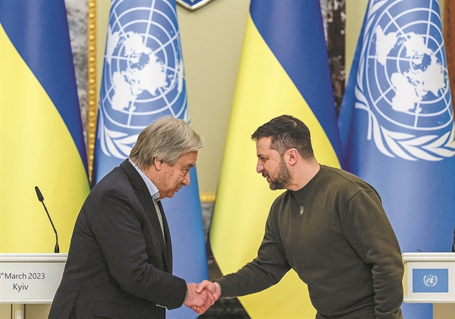 «Καθόλου χαρούμενος» δεν ήταν ο Γκουτέρες που θα πήγαινε στο Κίεβο