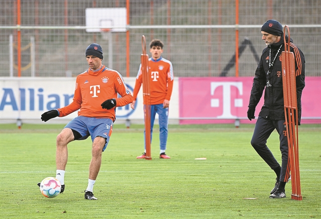 Ο Τόμας Τούχελ απέναντι στο παρελθόν του