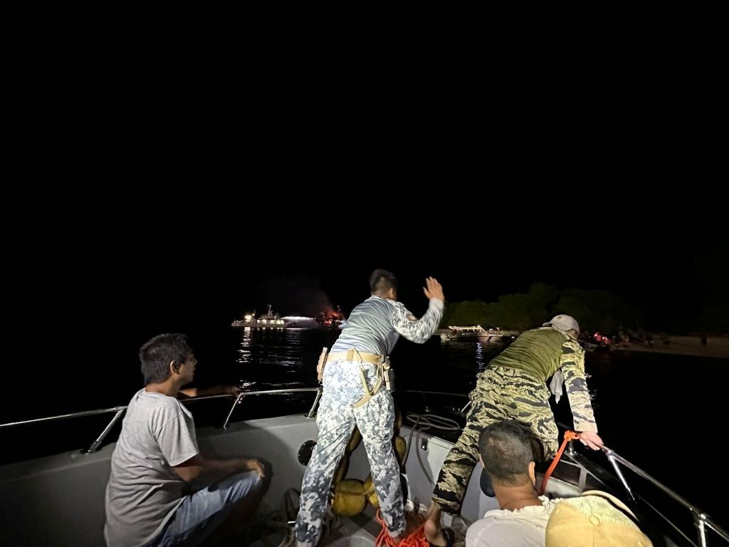Φωτιά σε επιβατικό πλοίο στις Φιλιππίνες: Τουλάχιστον 31 οι νεκροί | tanea.gr