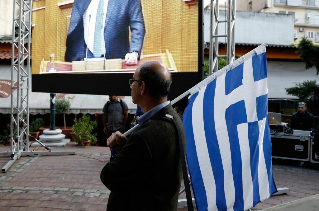 Εκλογές ακραίας πόλωσης με το βλέμμα σε αναποφάσιστους και νέους