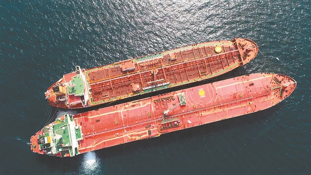 Ζητά πιο αυστηρούς κανόνες στη μεταφορά ρωσικού αργού