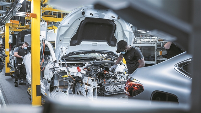 Φρένο στην απαγόρευση ΙΧ βενζίνης και ντίζελ