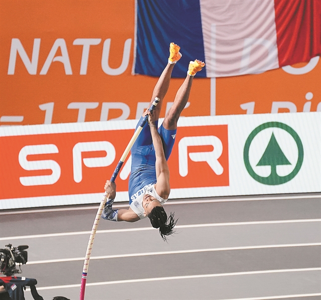 Επικίνδυνοι παραμορφωτικοί καθρέφτες
