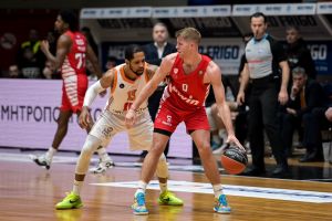 LIVE: Ολυμπιακός – Προμηθέας