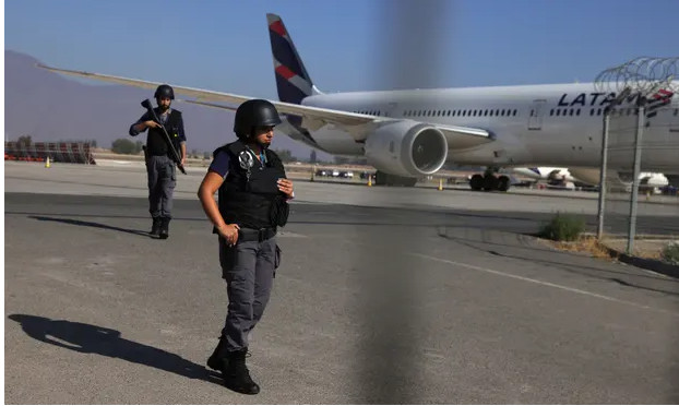 Δύο νεκροί σε απόπειρα ληστείας στο διεθνές αεροδρόμιο του Σαντιάγο