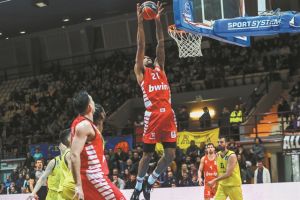 Μπορεί και χωρίς τον προπονητή του