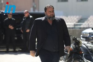 Οι θέσεις του Βαγγέλη Μαρινάκη για τη συνάντηση: «Αν δεν μπορεί ο Μπένετ να παραιτηθεί»