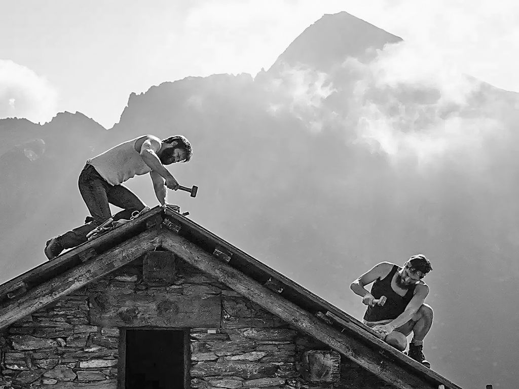 Ο ράφτης, ο Ζλάταν και οι άλλοι