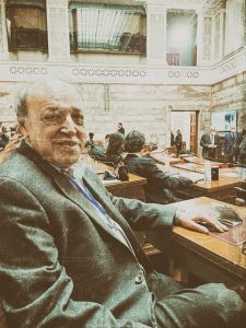 Δυο θάνατοι, μια εποχή