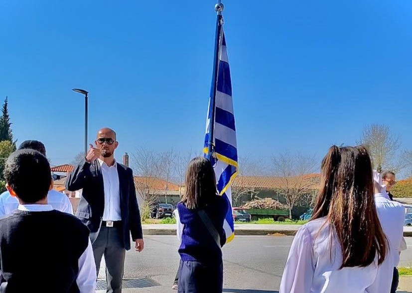 Μειονοτικό σχολείο Ξάνθης: Μαθήτρια απέδωσε τον εθνικό ύμνο στη νοηματική γλώσσα