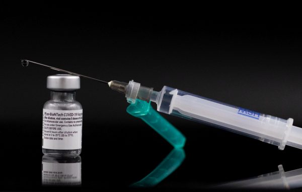 Βόλος: Δια βίου αφαίρεση άδειας σε αντιεμβολιαστή γιατρό – Για πρώτη φορά στα χρονικά
