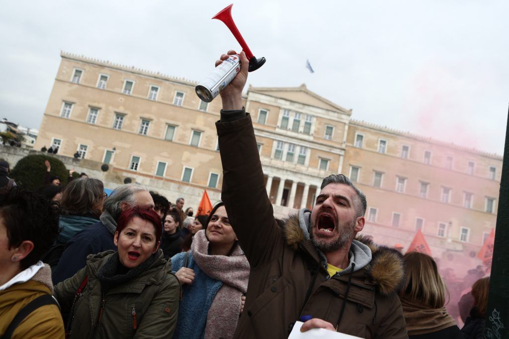 Τέμπη: Ρεκόρ 12ετίας έσπασαν οι κινητοποιήσεις – Τα συναισθήματα που κυριαρχούν και οι «φταίχτες»