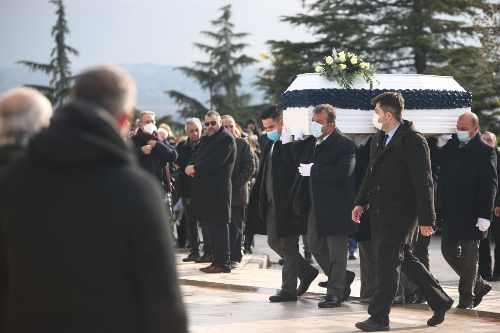 Τέμπη: Στις 3.500 ευρώ η δημόσια δαπάνη για κάθε κηδεία θύματος