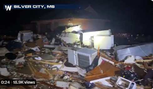 Μισισίπι: Ανεμοστρόβιλος ισοπεδώνει πόλεις στο πέρασμά του – Αναφορές για νεκρούς