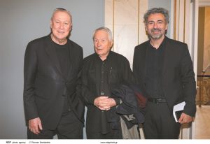 Ουίλσον, Στάιν, Σαπίρο στον Πειραιά