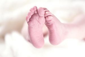 Έπνιξαν το 10 ημερών μωρό τους «για να μην γίνει εμπόδιο στη ζωή τους»