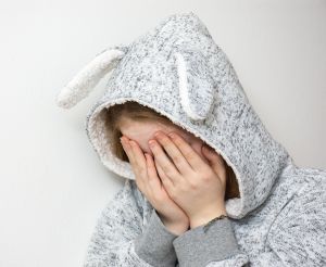 Δεκατριάχρονη στη Λακωνία βιάστηκε και έμεινε έγκυος – Κακοποιήθηκε και μετά τον τοκετό
