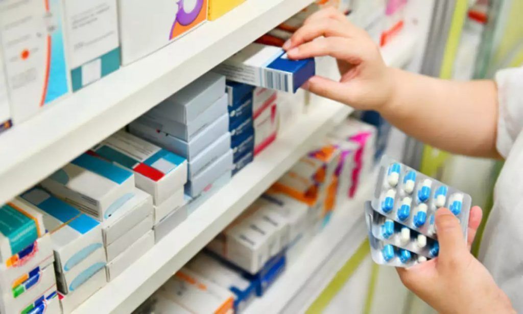 Φάρμακα: Συνεχίζονται οι ελλείψεις - Κίνδυνος για τη δημόσια υγεία | tanea.gr
