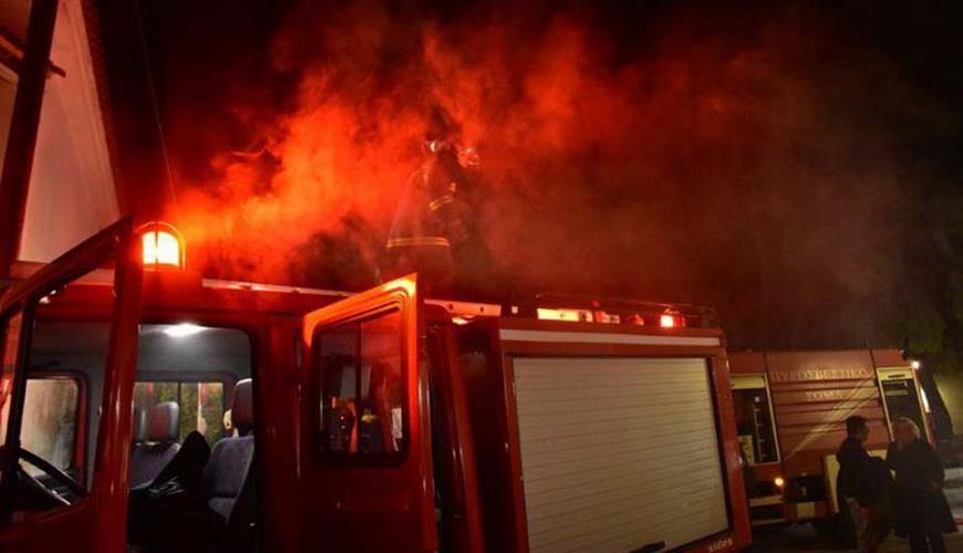 Φωτιά σε διαμέρισμα στη Νίκαια – Απεγκλωβίστηκε μια γυναίκα | tanea.gr