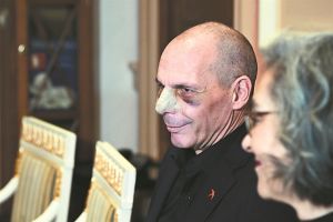 Ο Γιάνης αποδέχθηκε την αστυνομική συνοδεία