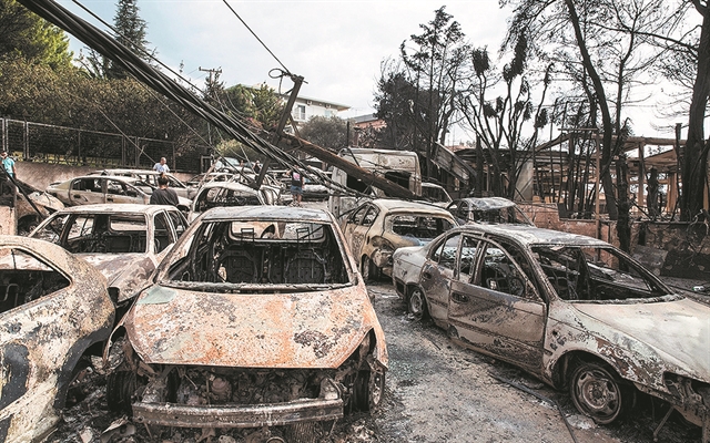 «Αν έρχονταν 3 – 4 εναέρια μέσα, η φωτιά δεν θα έφτανε ούτε στον Βουτζά»