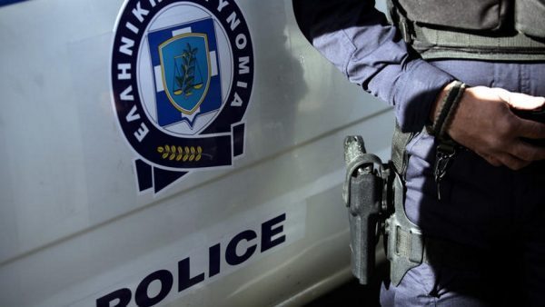 Ηλιούπολη: Ενοπλη ληστεία από ανήλικους σε φαρμακείο – Δύο συλλήψεις