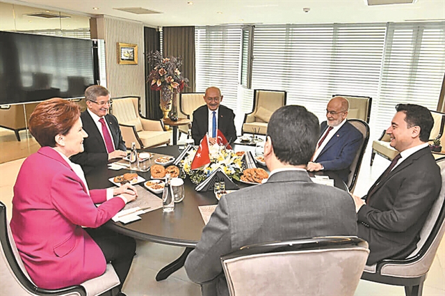 Δεν βγήκε «λευκός καπνός» για τον αντίπαλο του Ερντογάν