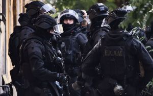 Τρομοκρατία: Το προφίλ των δύο συλληφθέντων που θα χτυπούσαν στην καρδιά της Αθήνας