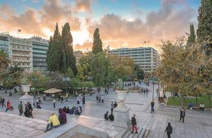 Οι τουρίστες είναι ήδη εδώ, όλοι πρέπει να προστατεύσουμε την πόλη…